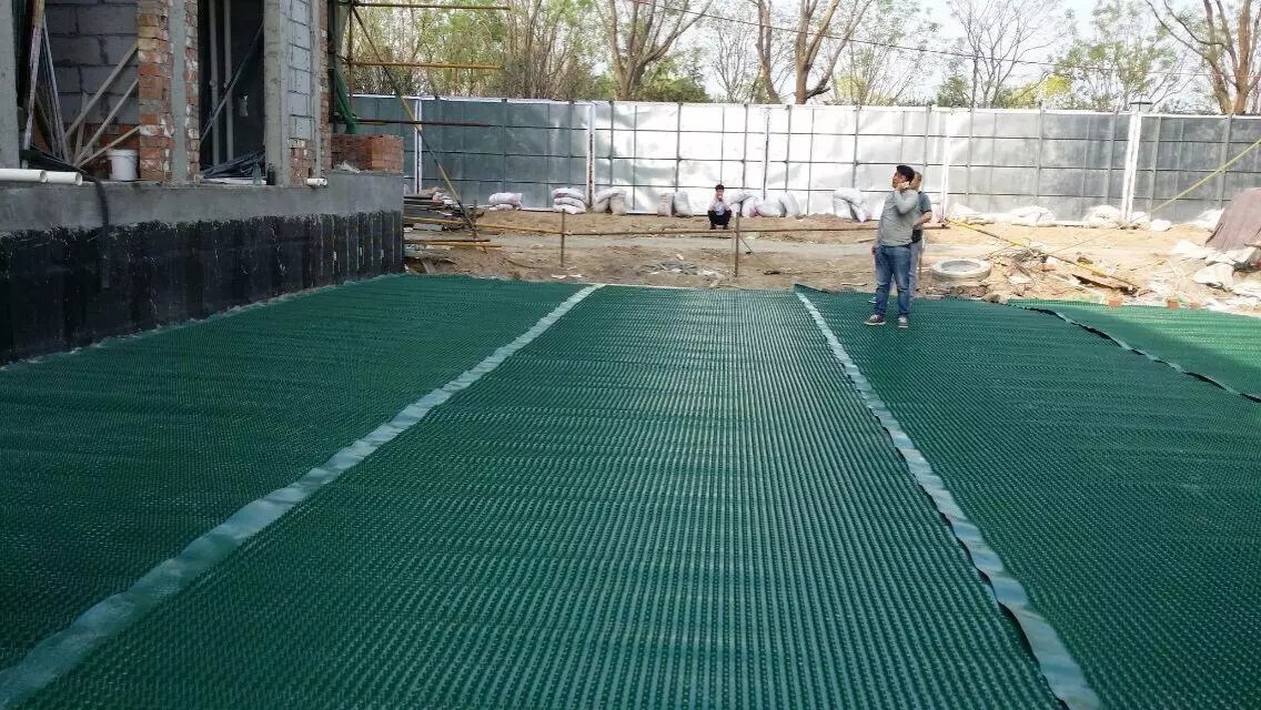 重慶防排水板綠化施工